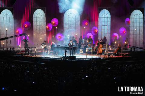 Lluís Llach i el Mag Lari al Palau Sant Jordi