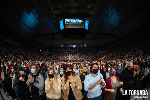 Públic. Lluís Llach al Palau Sant Jordi